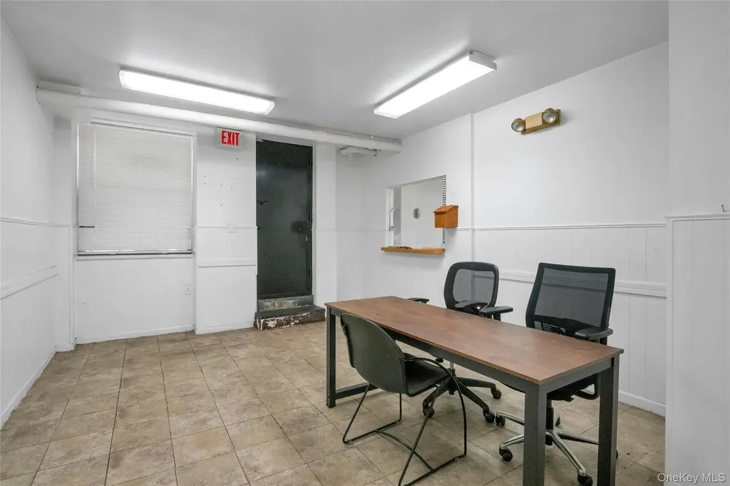 2400 Davidson Avenue Bronx NY 10468
