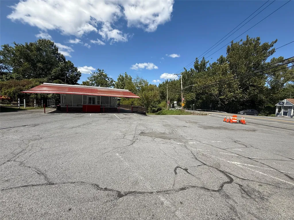 143 Maple Avenue Pine Bush NY 12566