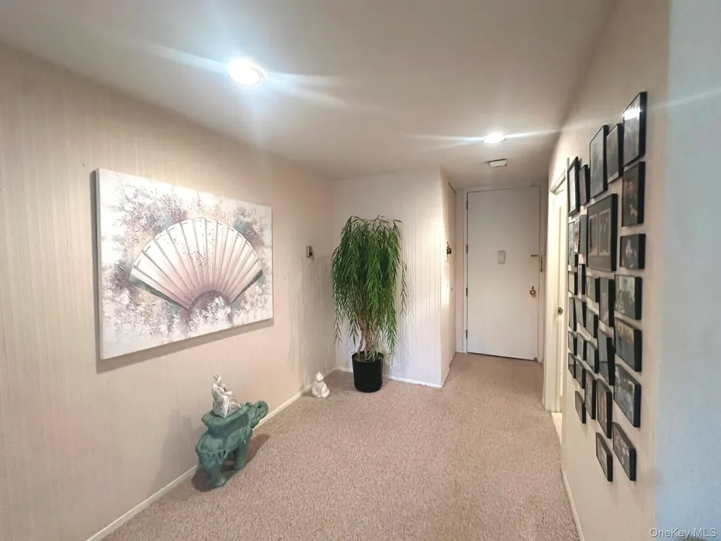 376 Central Avenue Lawrence NY 11559