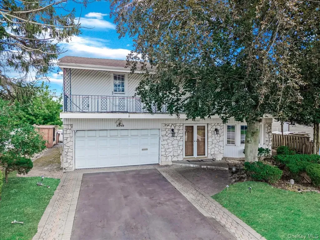 3249 Wolfson Drive Baldwin NY 11510