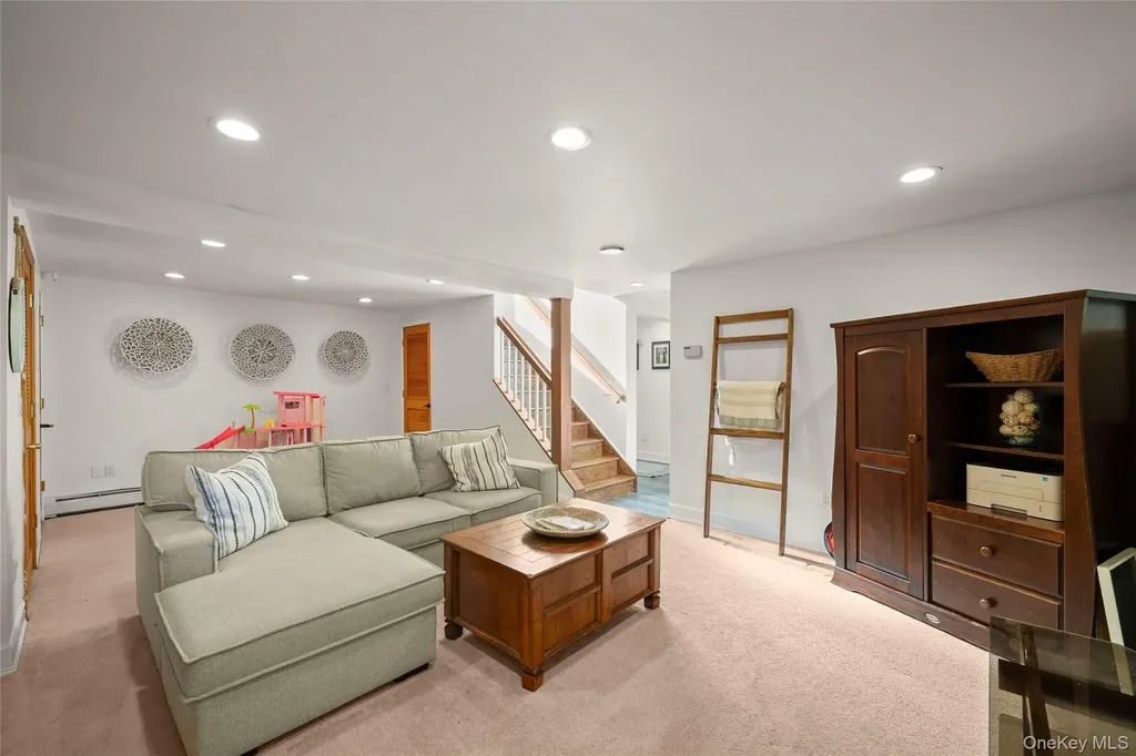39 Graney Court Pearl River NY 10965