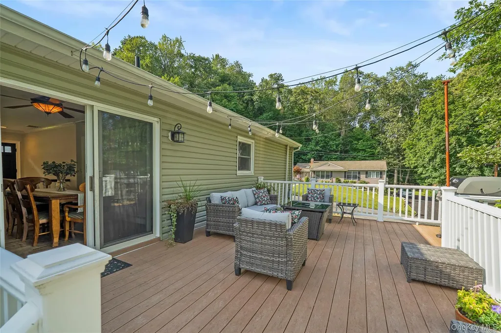 39 Graney Court Pearl River NY 10965