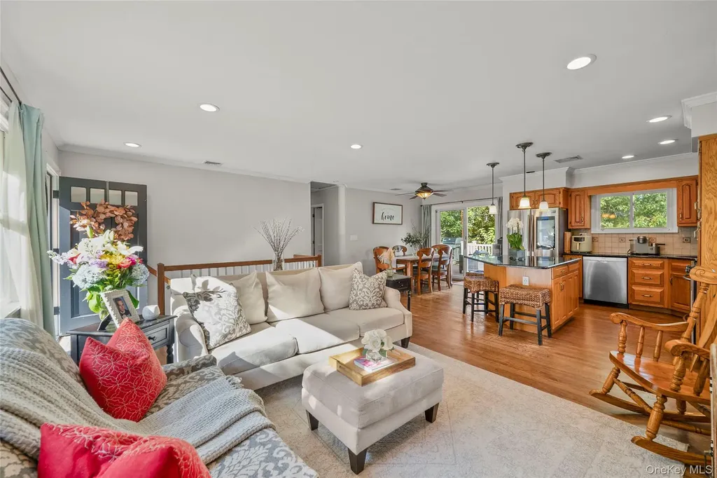 39 Graney Court Pearl River NY 10965