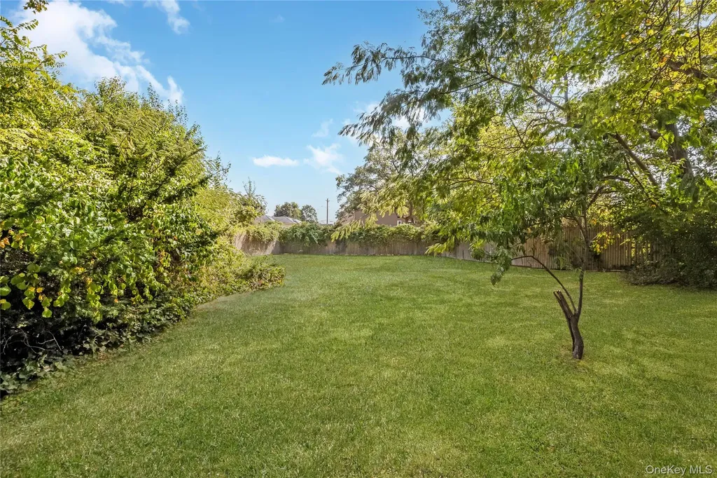 35 Forest Avenue West Babylon NY 11704