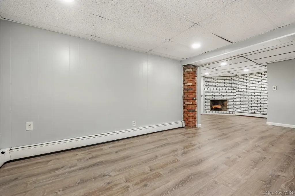 35 Forest Avenue West Babylon NY 11704