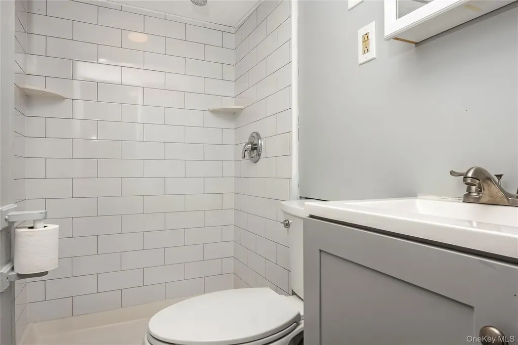 35 Forest Avenue West Babylon NY 11704