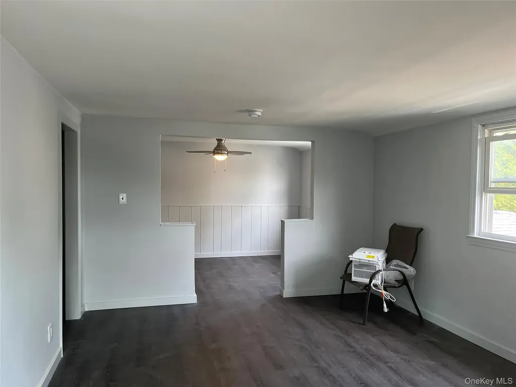 35 Forest Avenue West Babylon NY 11704