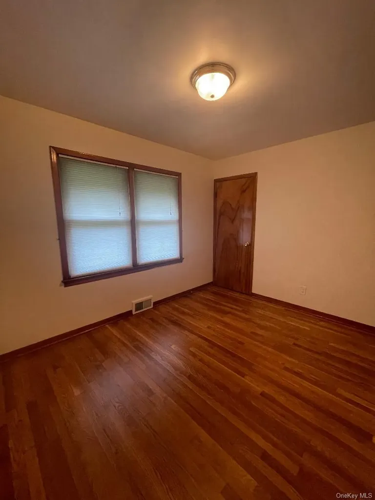 15 Arlington Court Montrose NY 10548