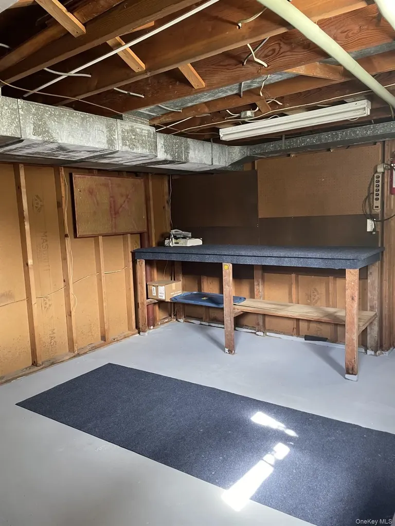 15 Arlington Court Montrose NY 10548