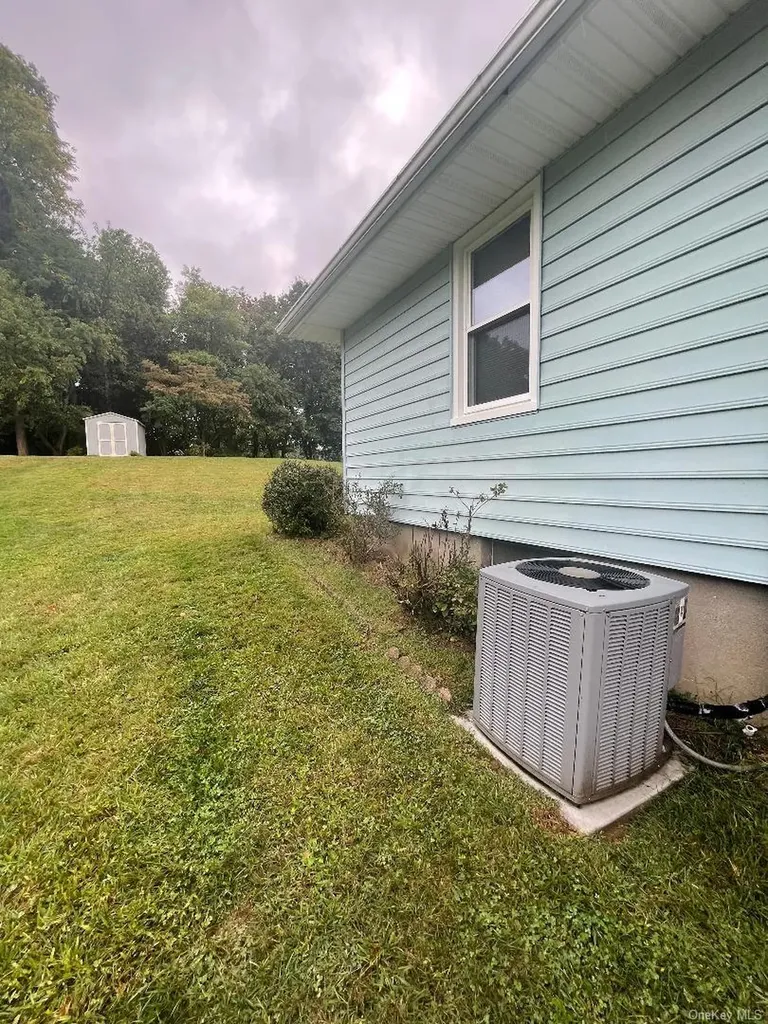 15 Arlington Court Montrose NY 10548