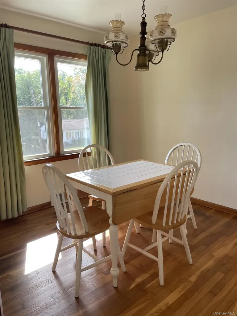 15 Arlington Court Montrose NY 10548