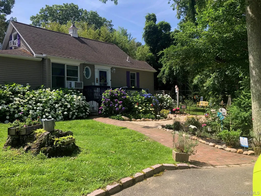 70 Shell Road Rocky Point NY 11778