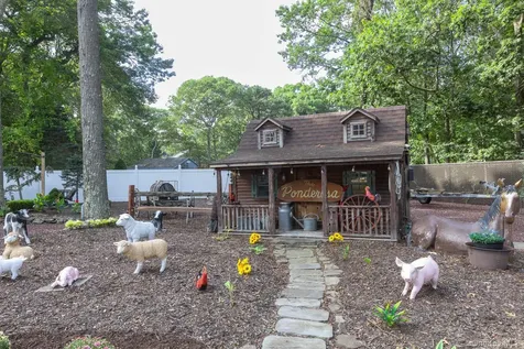 50 Margin Drive W Shirley NY 11967