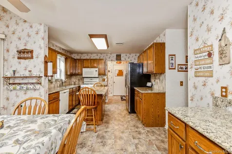 50 Margin Drive W Shirley NY 11967