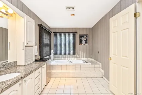 50 Margin Drive W Shirley NY 11967