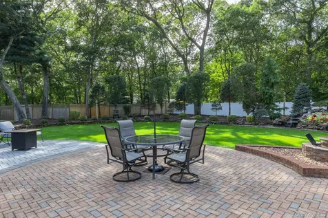 50 Margin Drive W Shirley NY 11967