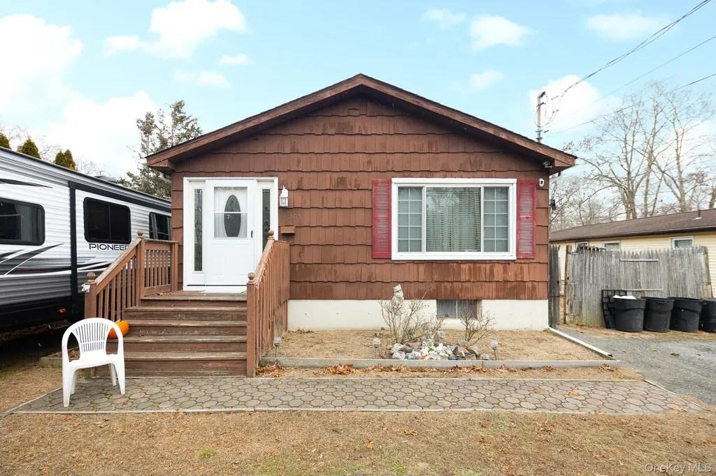 303 Orchid Drive Mastic Beach NY 11951