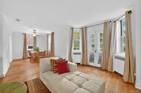 64 Pinewood Road Hartsdale NY 10530