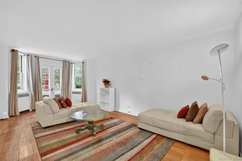 64 Pinewood Road Hartsdale NY 10530
