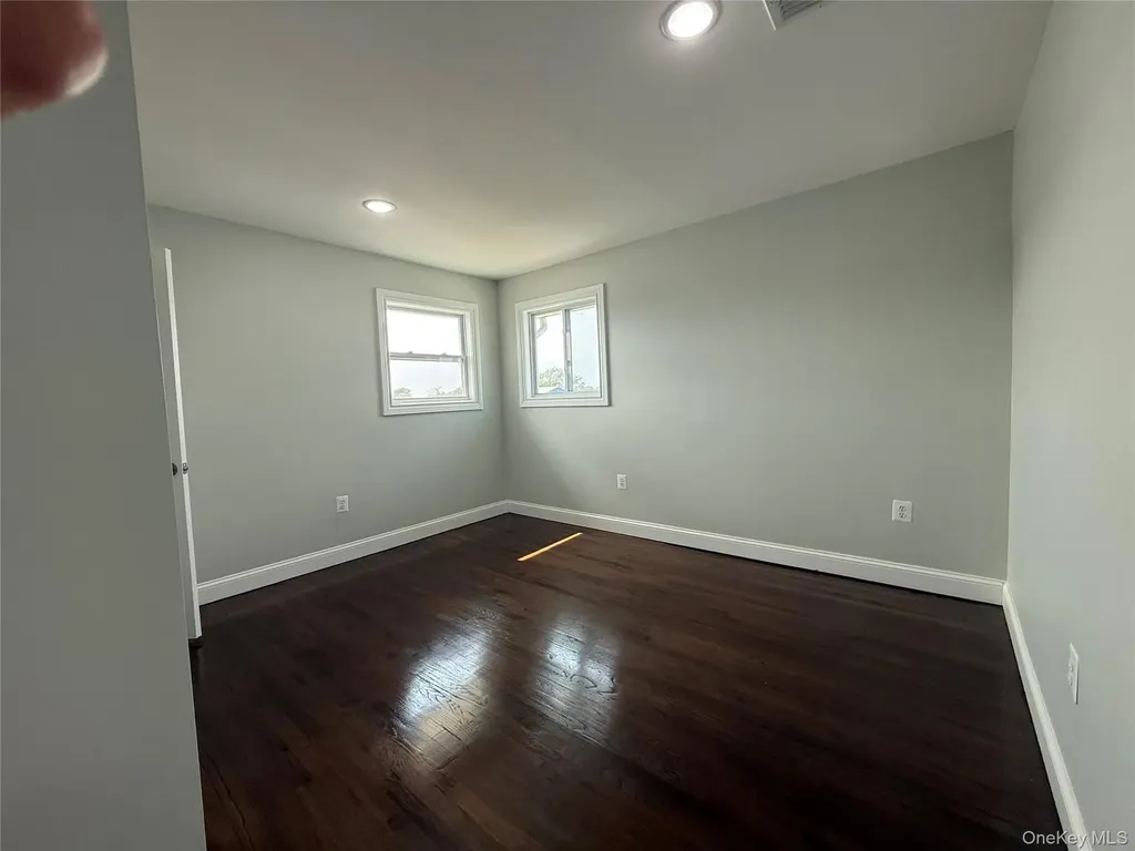 248 E Shore Road E Lindenhurst NY 11757