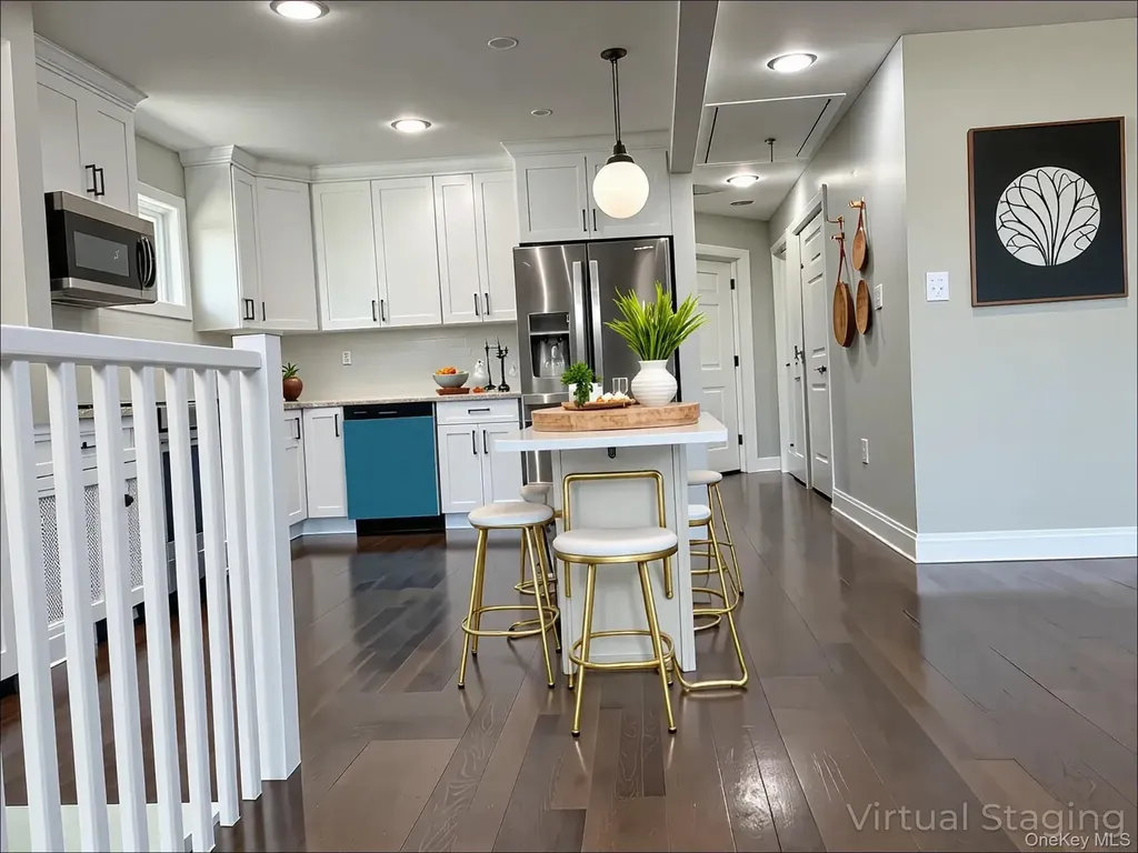 248 E Shore Road E Lindenhurst NY 11757