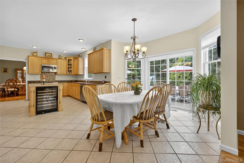 14 Meadow Crest Drive Mahopac NY 10541