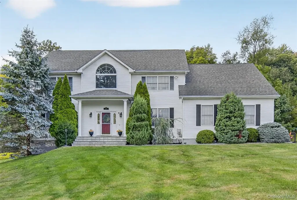 14 Meadow Crest Drive Mahopac NY 10541