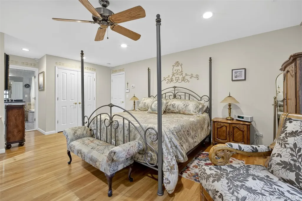 14 Meadow Crest Drive Mahopac NY 10541