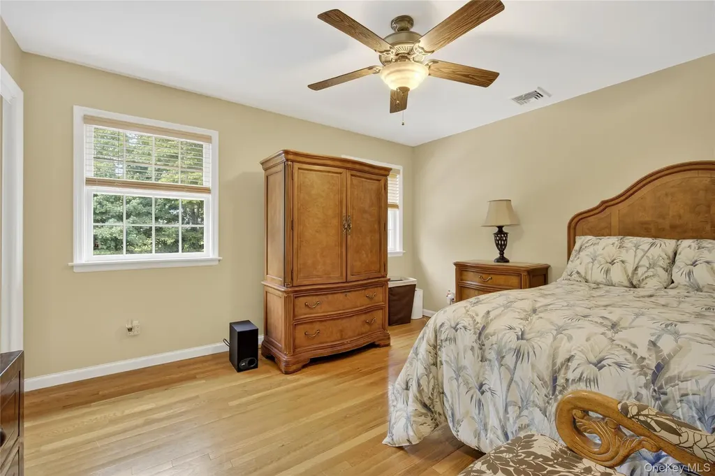 14 Meadow Crest Drive Mahopac NY 10541