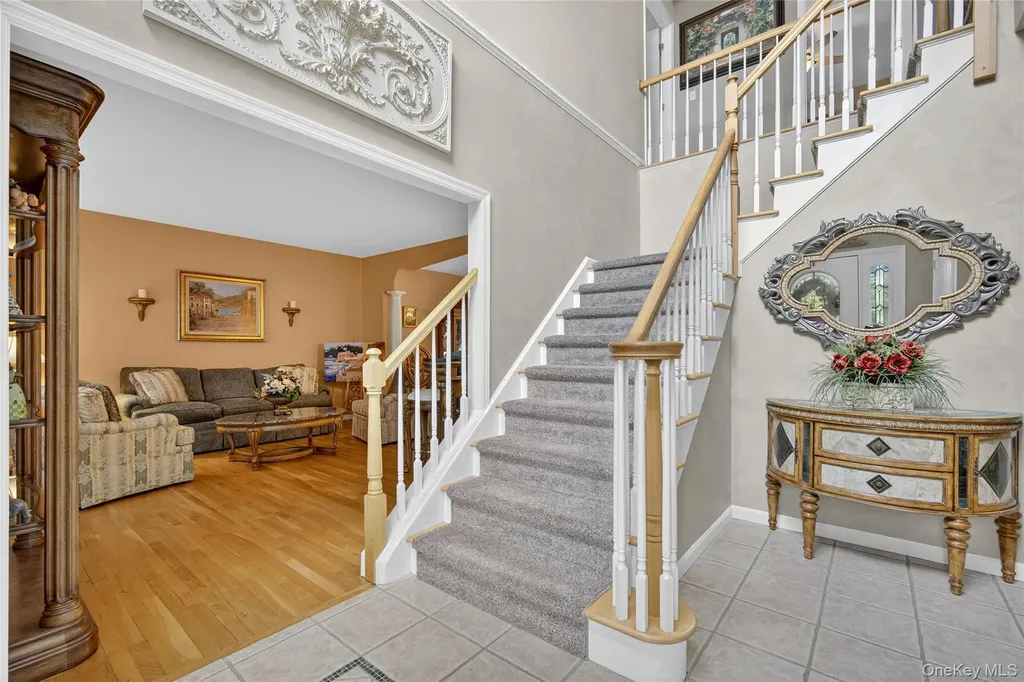 14 Meadow Crest Drive Mahopac NY 10541