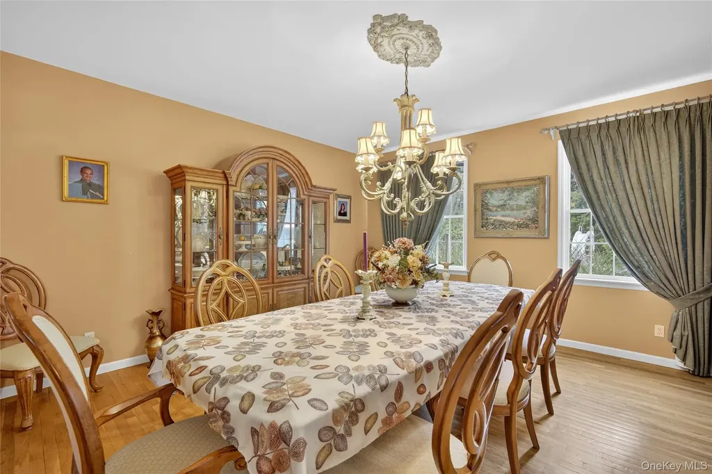 14 Meadow Crest Drive Mahopac NY 10541