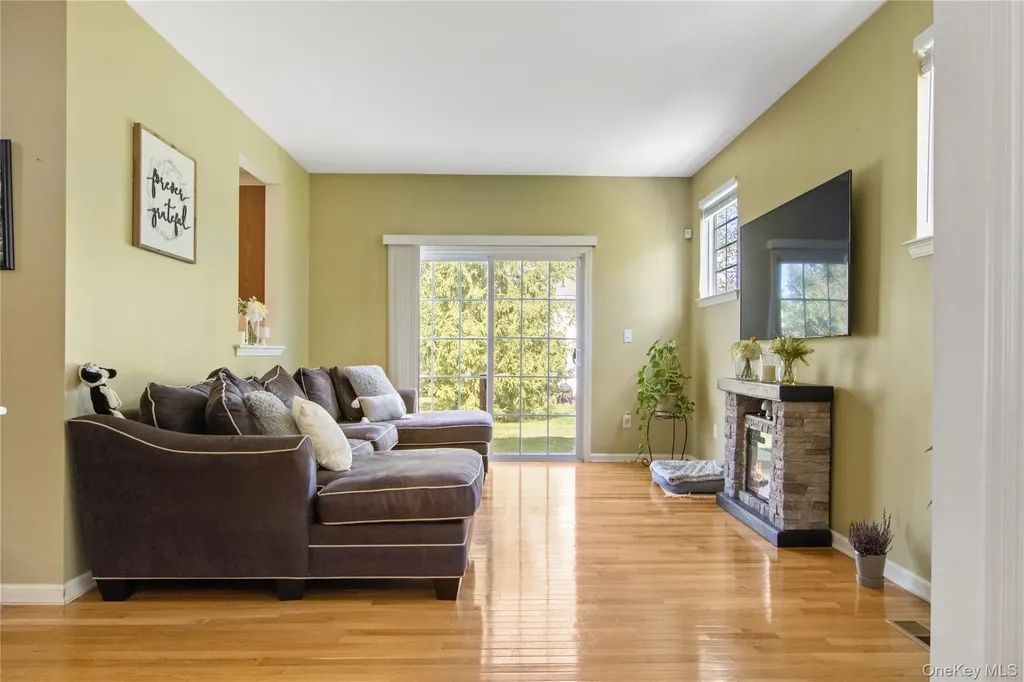 11 Cobblestone Lane Middletown NY 10940