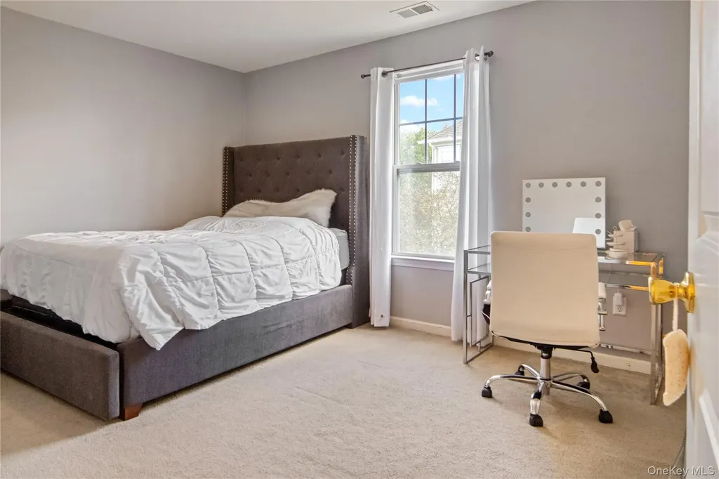 11 Cobblestone Lane Middletown NY 10940