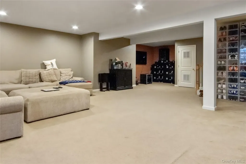 11 Cobblestone Lane Middletown NY 10940