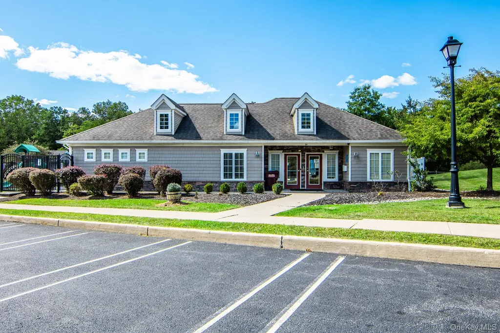 11 Cobblestone Lane Middletown NY 10940