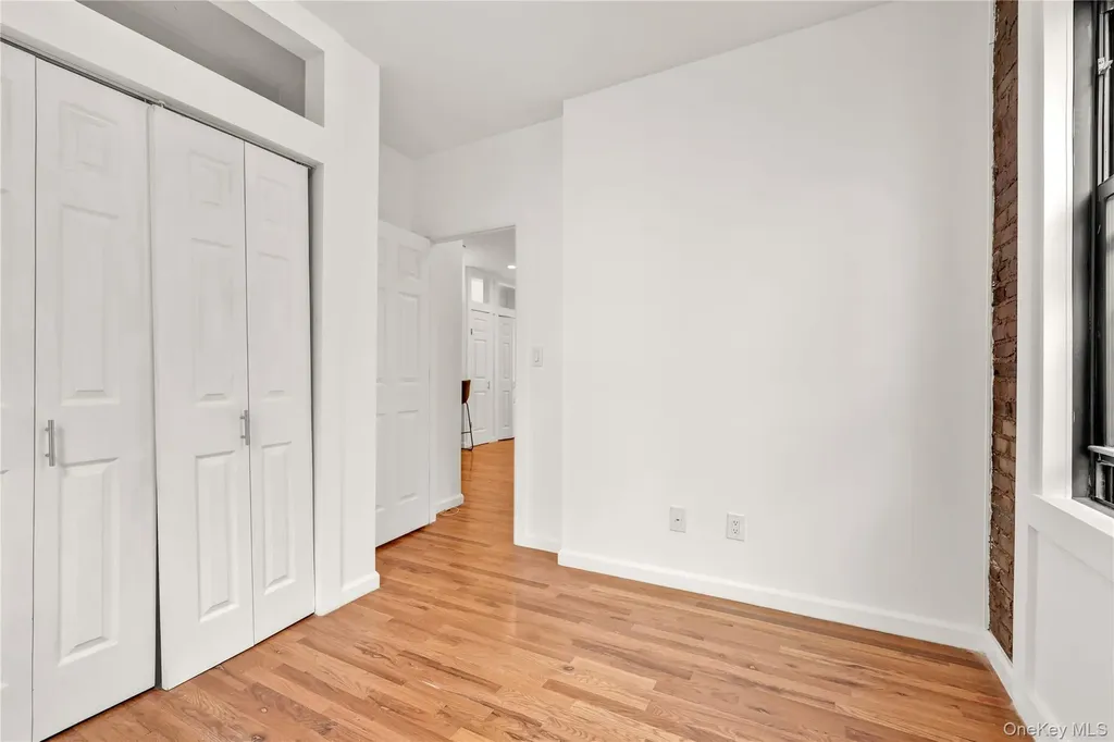 21-28 35th Astoria NY 11105