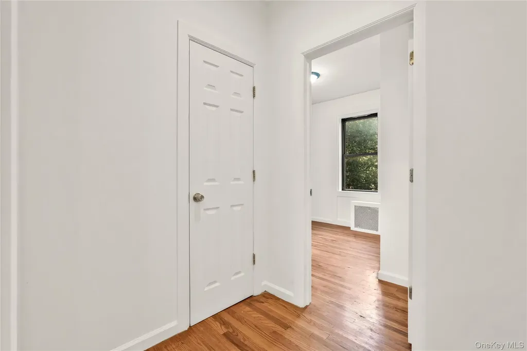 21-28 35th Astoria NY 11105