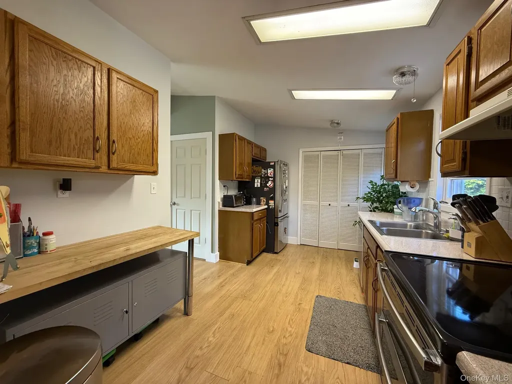 27 Meadow Lane Millerton NY 12546
