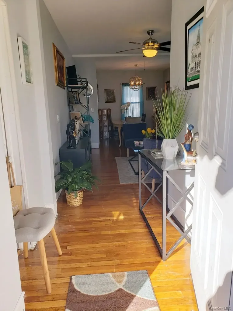269 Windsor Parkway Hempstead NY 11550