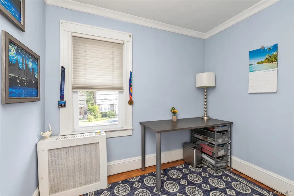 35 Manor Road Lynbrook NY 11563