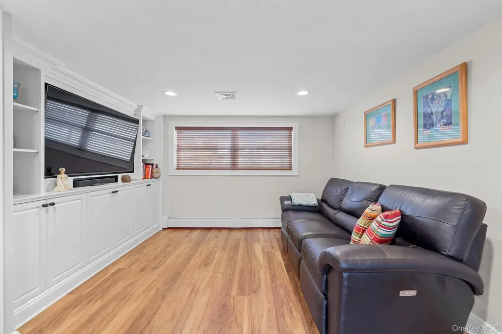 79 Stewart Avenue Bethpage NY 11714