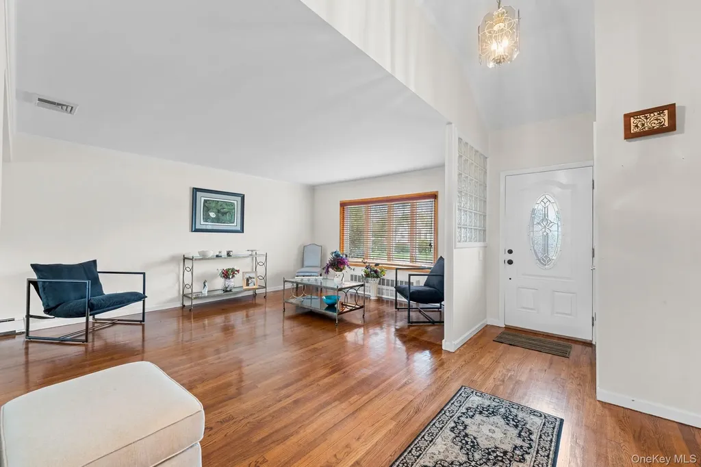 79 Stewart Avenue Bethpage NY 11714