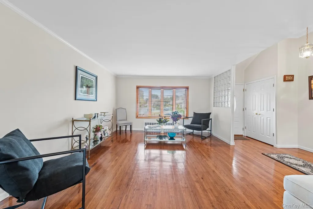 79 Stewart Avenue Bethpage NY 11714