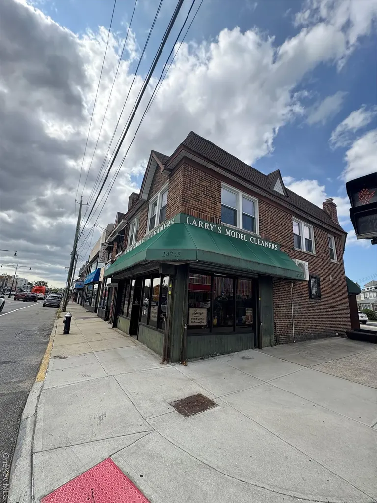 24715 Jericho Turnpike Bellerose NY 11426