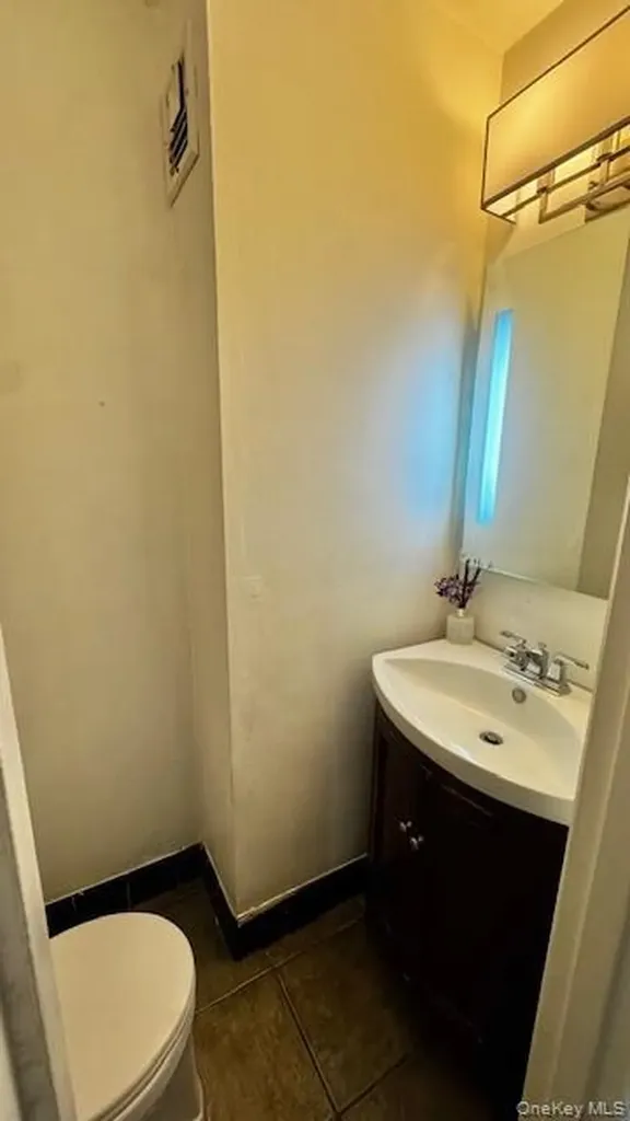 245 Rumsey Road Yonkers NY 10701