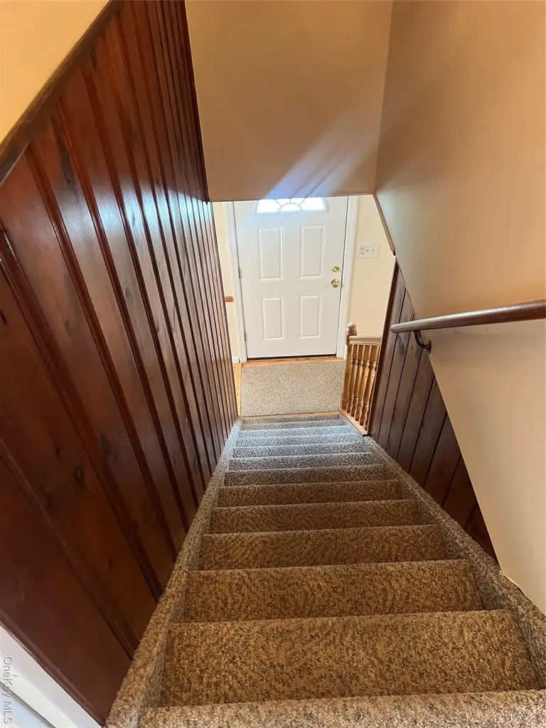 1727 Pine Grove Boulevard Bay Shore NY 11706