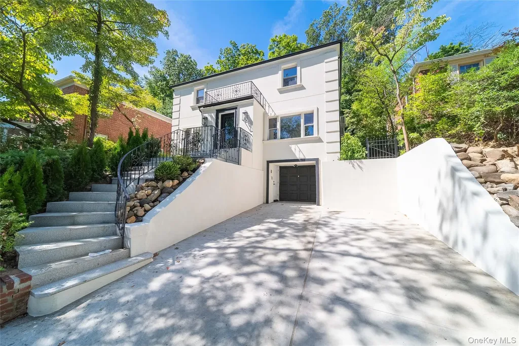 8632 Midland Parkway Jamaica Estates NY 11432