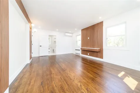 8632 Midland Parkway Jamaica Estates NY 11432