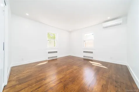 8632 Midland Parkway Jamaica Estates NY 11432