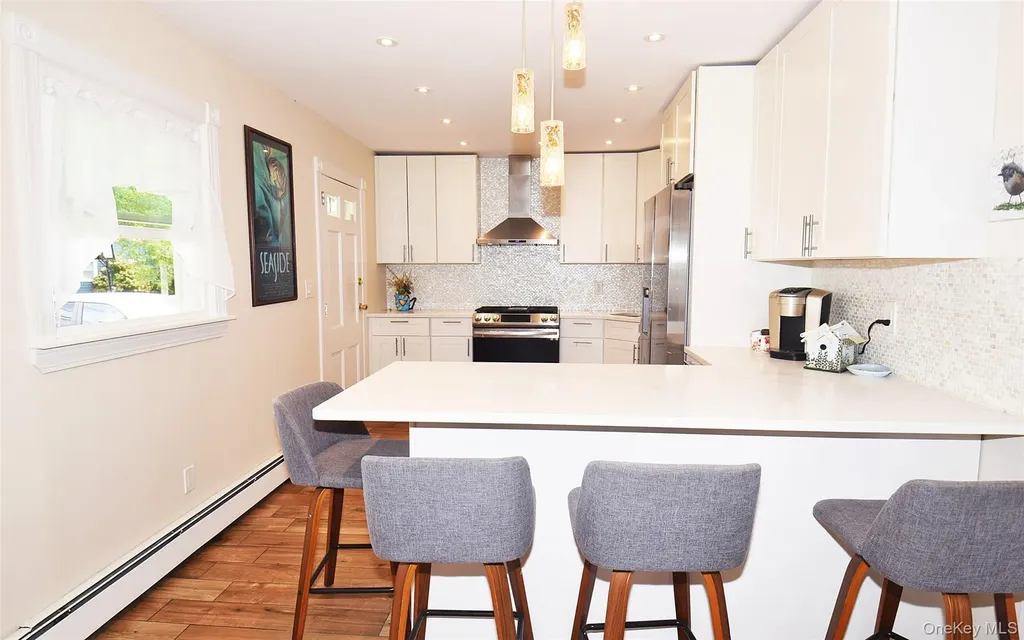 200 Cedar Lane Babylon NY 11702